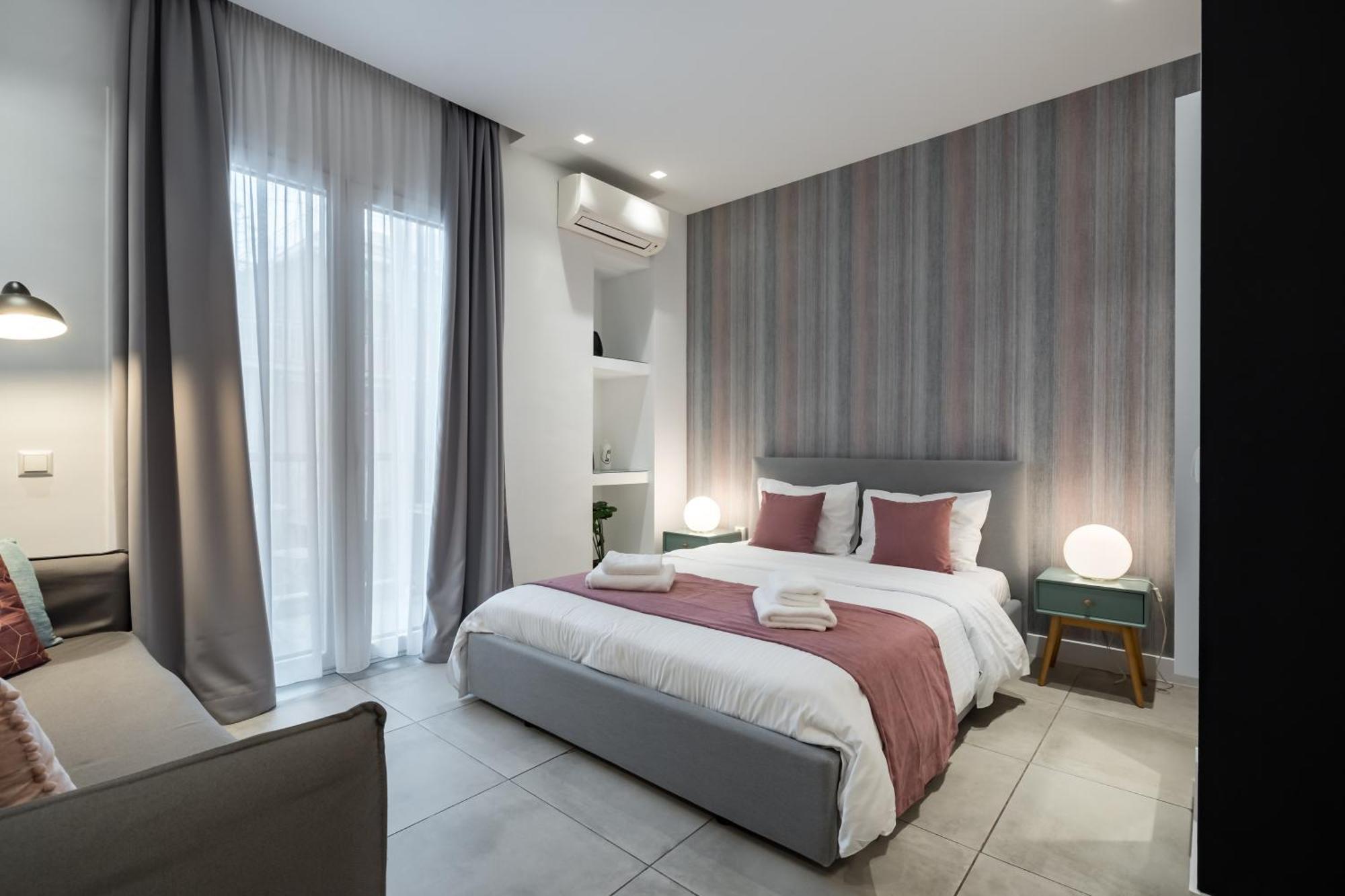 Apartment Trikoupi 95 *