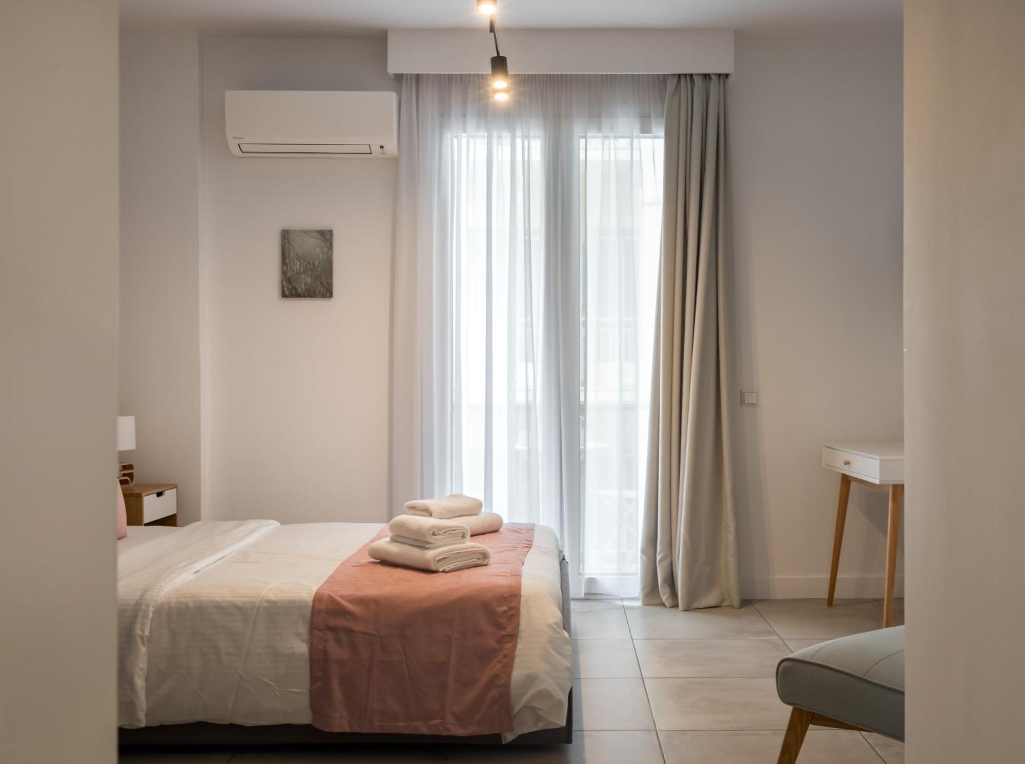 Apartment Trikoupi 95 *